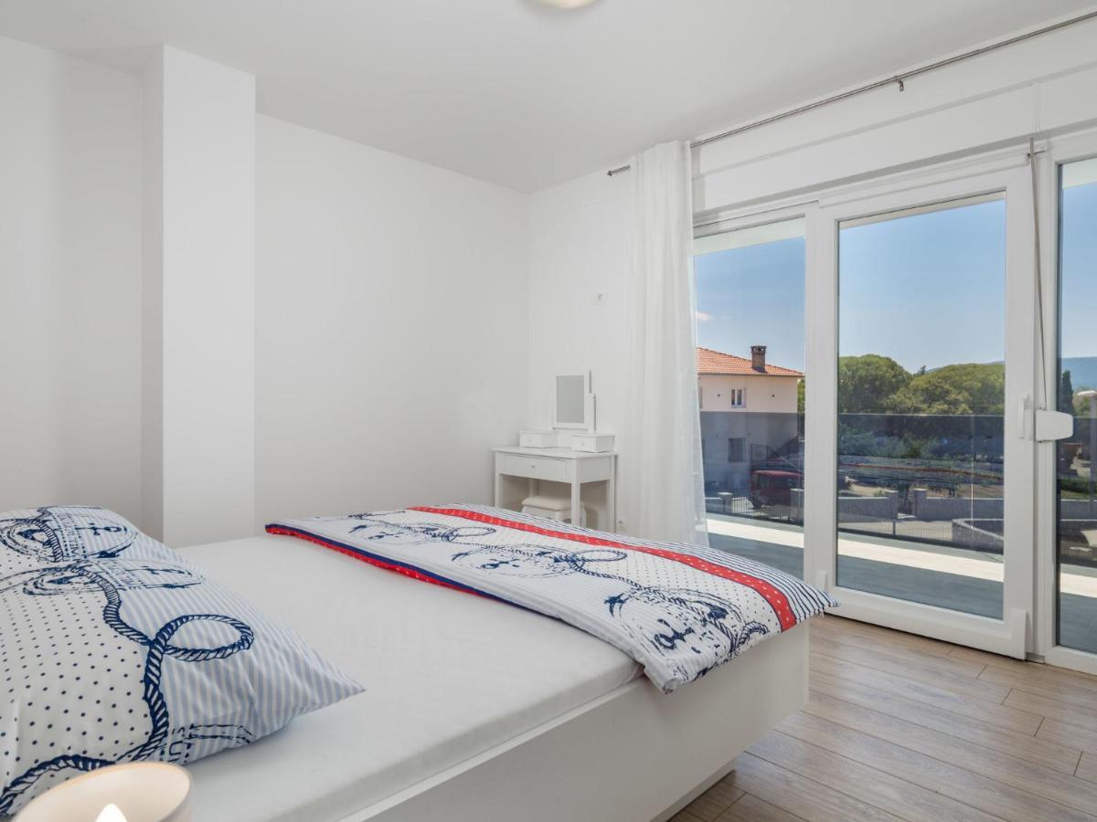 Holiday Home Villa Palma - Krk148 By Interhome Pinezići Eksteriør billede