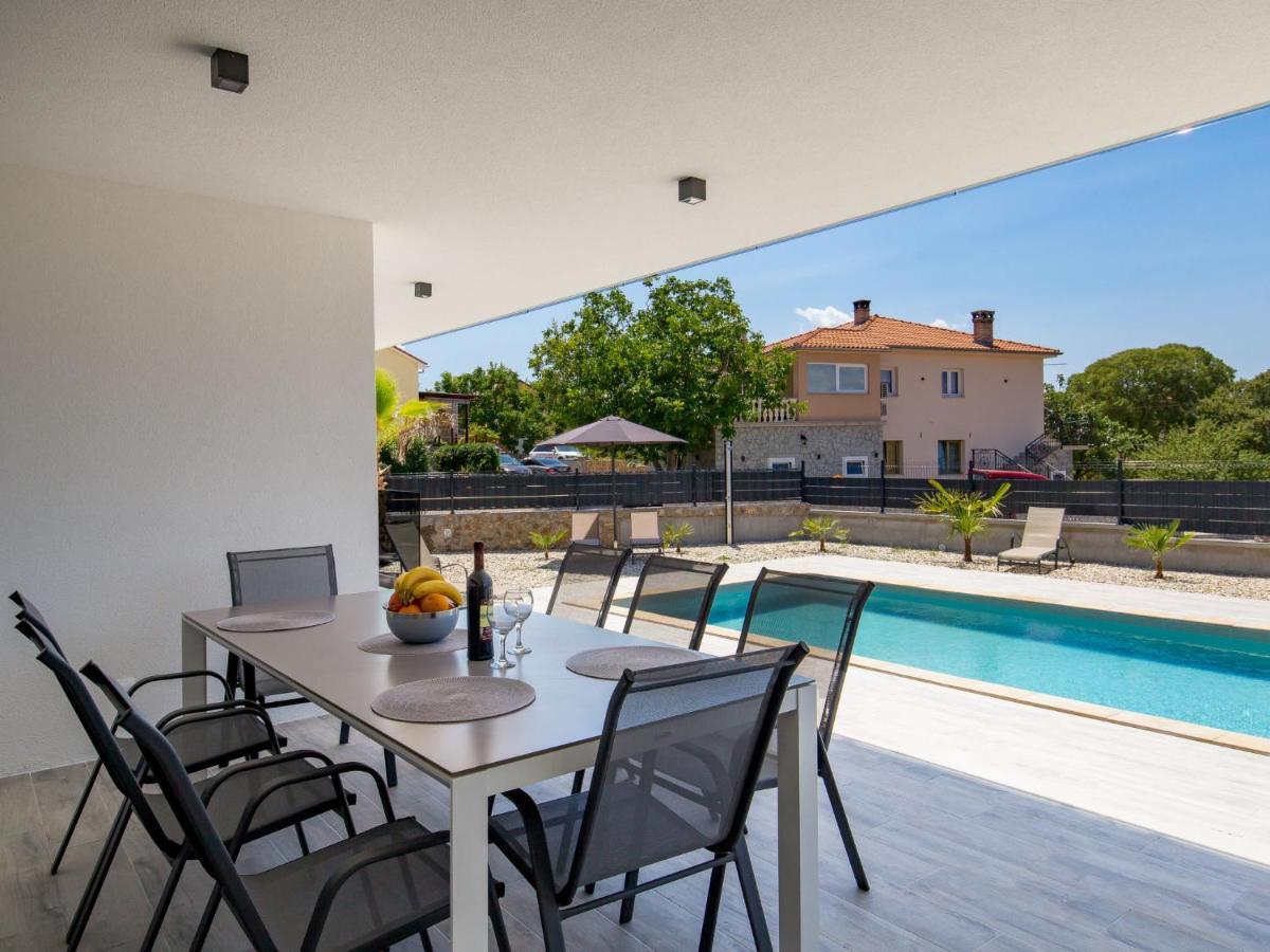 Holiday Home Villa Palma - Krk148 By Interhome Pinezići Eksteriør billede